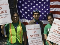 service-workers-strike-10.jpg