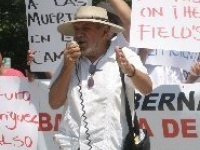 ufwa_protesters_stop_the_deaths_in_the_fields.jpg