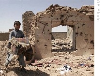 ap_afghanistan_us_air_strike_herat_23aug08_210.jpg 