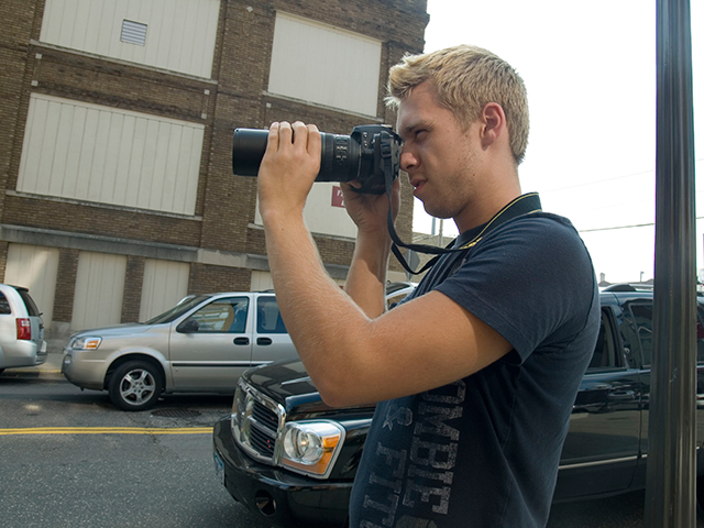 police-photographer1_9-1-08.jpg 