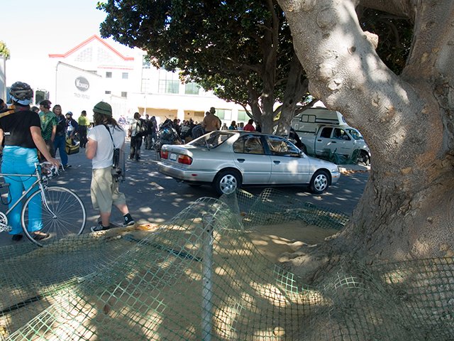 parking-lot-4_9-17-08.jpg 