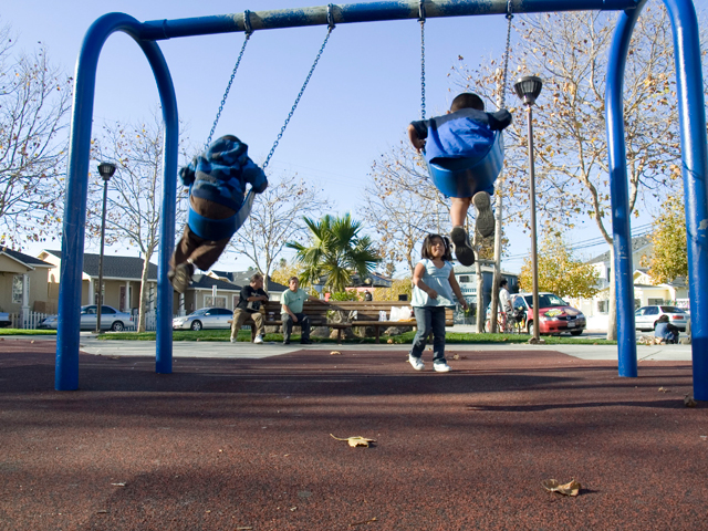 swings_12-9-08.jpg 