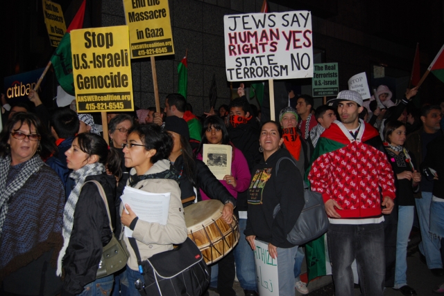 640_free_palestine_protest_12_30_3_.jpg