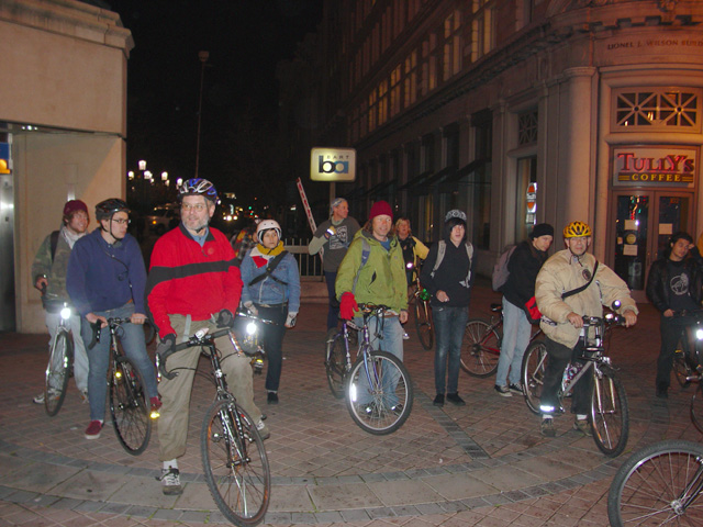 oaklandcriticalmass_0206090624_2.jpg 