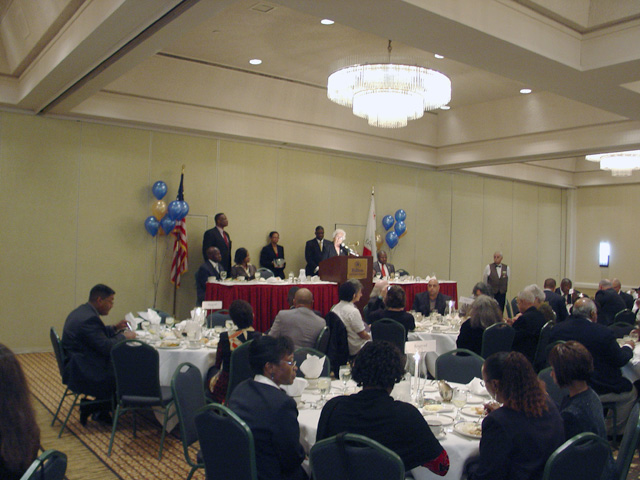 noble_042409_sfbayawardsdinner.jpg 