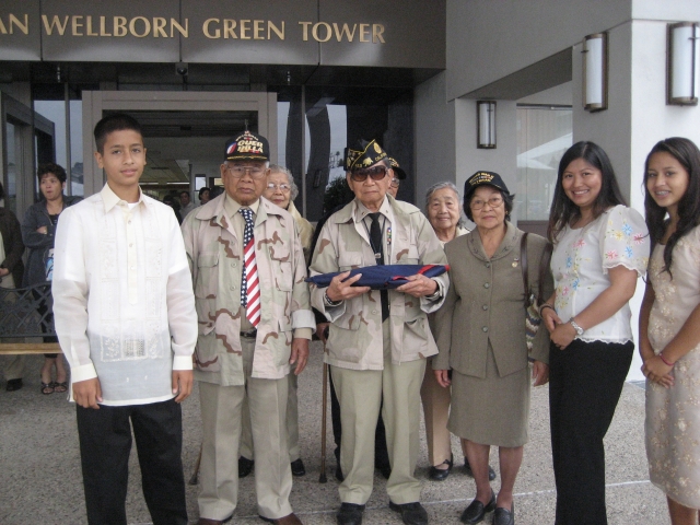 640_flag_ceremony_001.jpg 