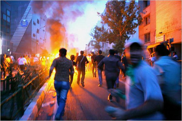 iran_protesters_tehran_getty_image.jpg 