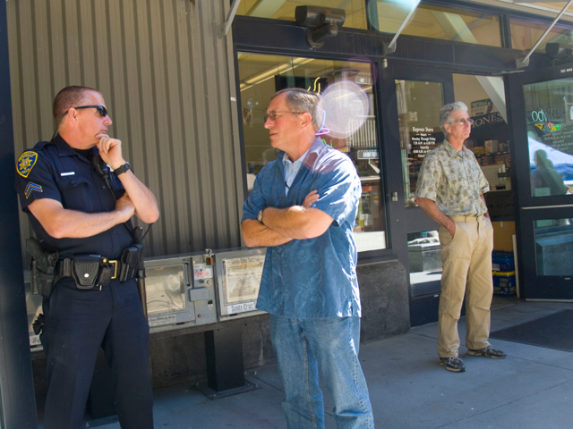 ucsc-occupation-ends_1_10-1-09.jpg 