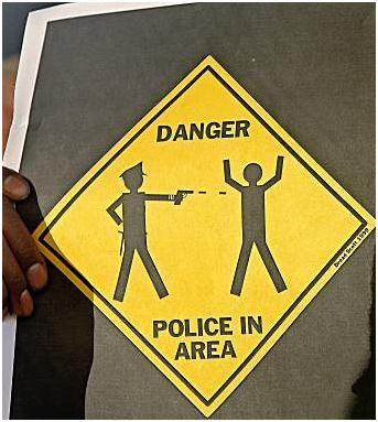 dangerpoliceinarea.jpg 