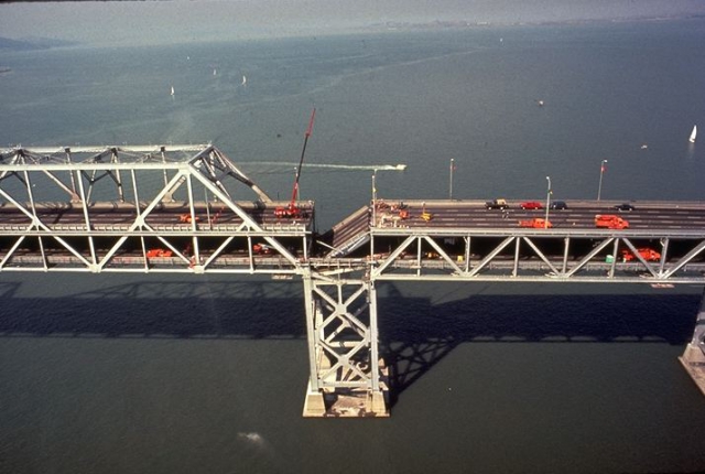 640_sf_bay_bridge_89_repair.jpg 