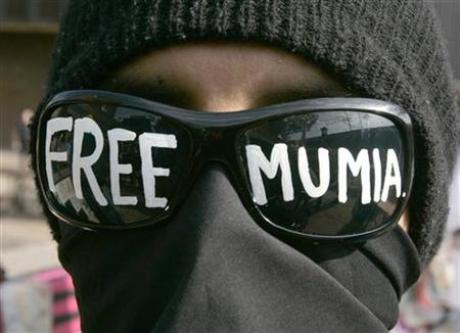 free_mumia_aktivist_in.jpg 