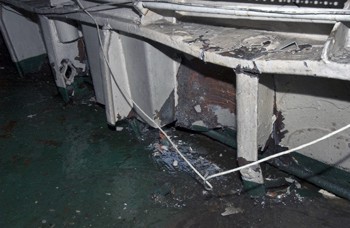 news_100206_1_3_bob_barker_damage_from_the_collision__ls0103_.jpg 