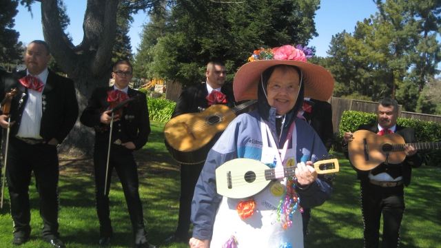 640_4shirleymariachis.jpg