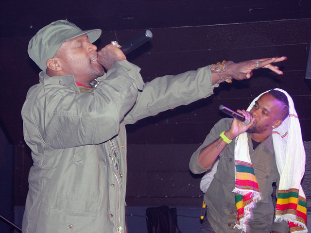 deadprez_523100050_2.jpg 