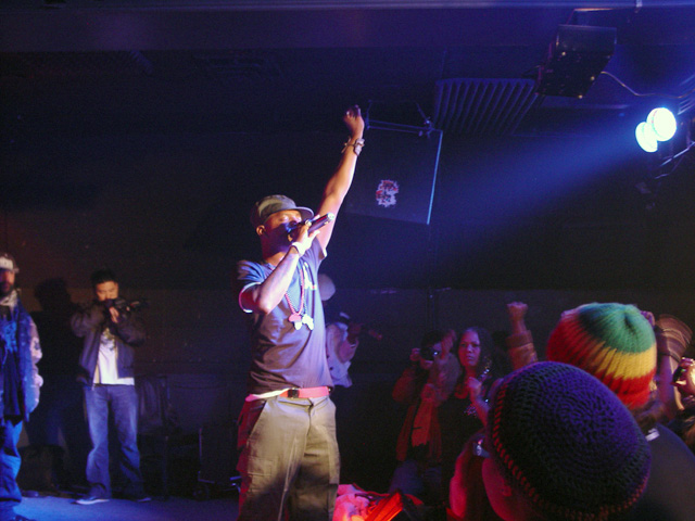 deadprez_523100103_3.jpg 