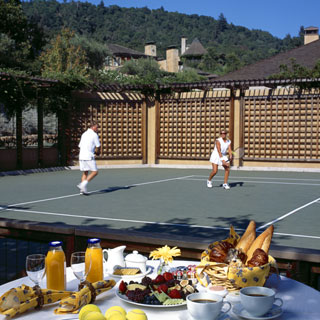 auberge_du_soleil_tennis.jpg 