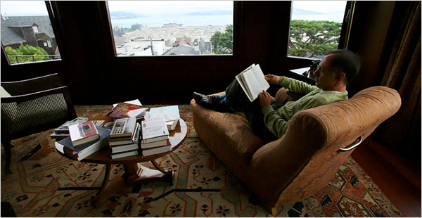 miritz__michael_in_library_with_view.jpg 