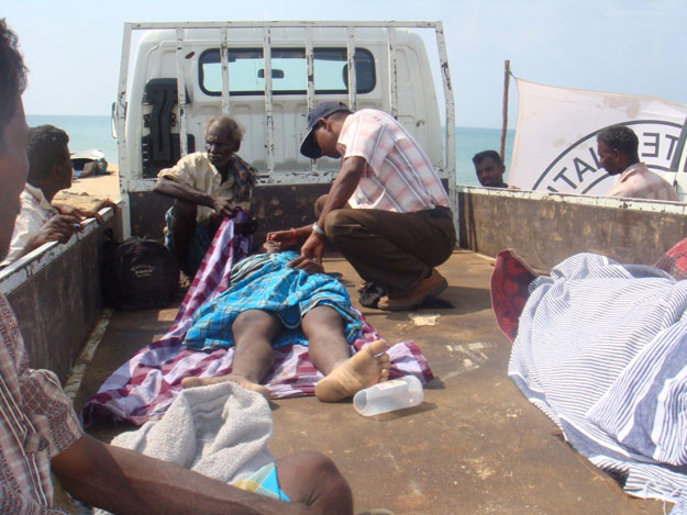 situation_report_9th_may_2009_2_wounded_civilians_died_on_the_way_to_icrc_boat.jpg 