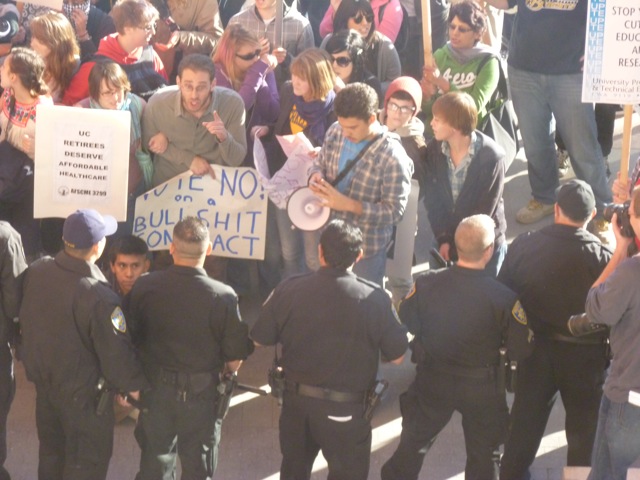 uc_workers__students_confront_uc_police11_17_2010.jpg 