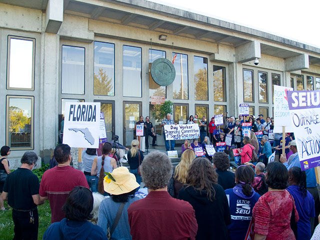 seiu-outrage_4-4-11.jpg 