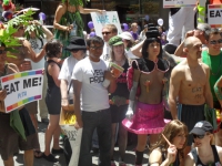sf-pride-peta-animal_protection-vegetarian_community_contingent-062611_-_49.jpg