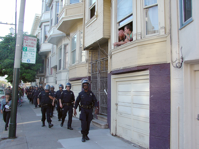 rageinstreets_antipolicemarch_0719111839-2.jpg 