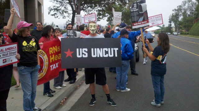 640_us_uncut_issa_1.jpg 