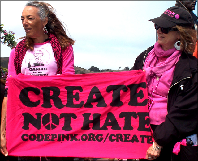 110911ggbridgecodepink6506.jpg 