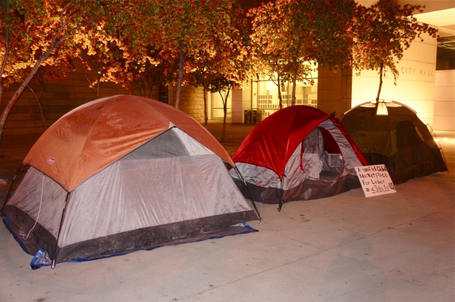 640_occsj21tents.jpg 