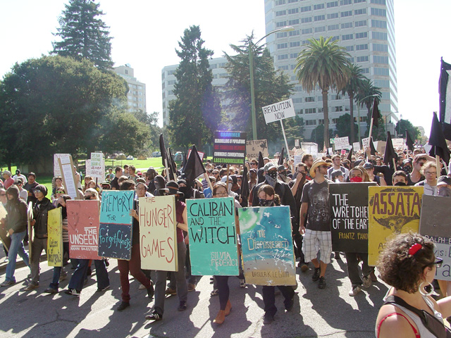 occupyoakland_day013-march_102211125331.jpg 