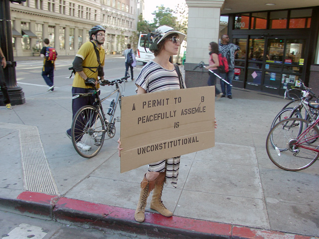 occupyoakland_day013-march_102211151154.jpg 