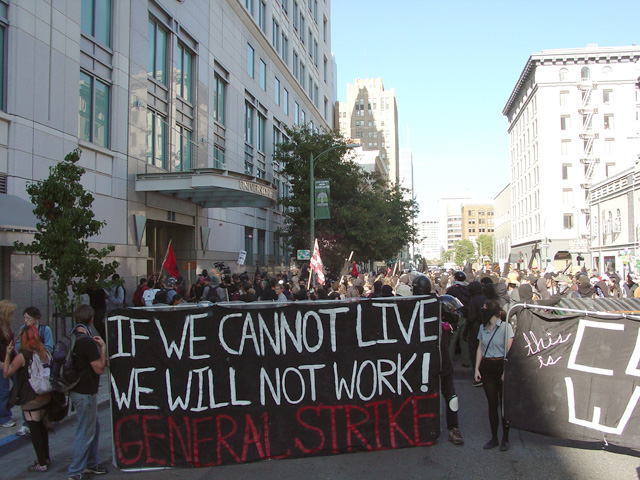 occupyoakland_generalstrike-anticapmarch_110211150956.jpg 