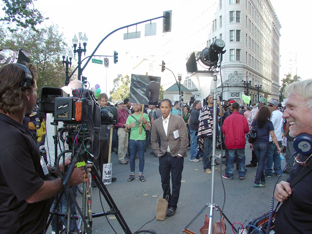 occupyoakland_generalstrike-afternoon_110211153341.jpg 