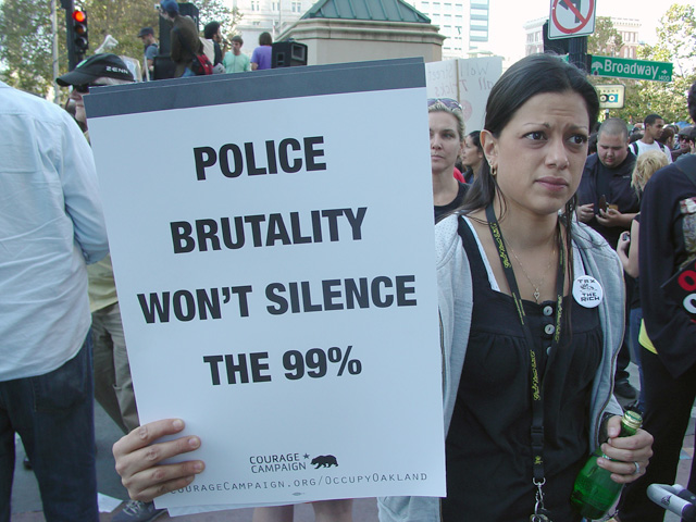 occupyoakland_generalstrike-afternoon_110211160533.jpg 