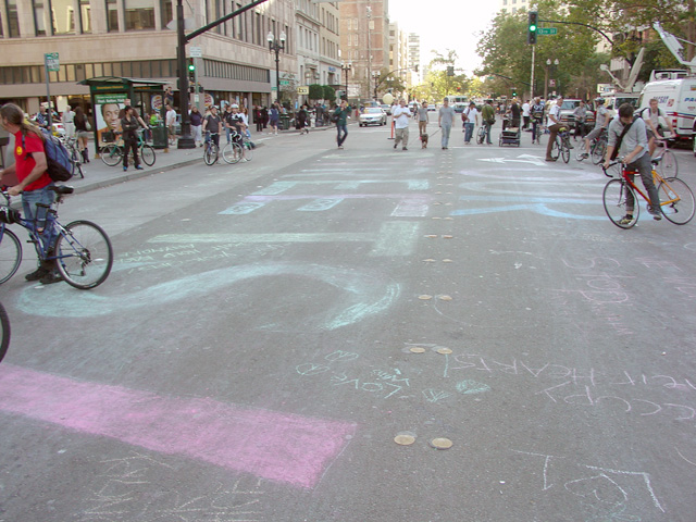 occupyoakland_generalstrike-afternoon_110211161146.jpg 