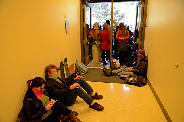 hahn-occupation-ucsc-november-28-2011-14.jpg 