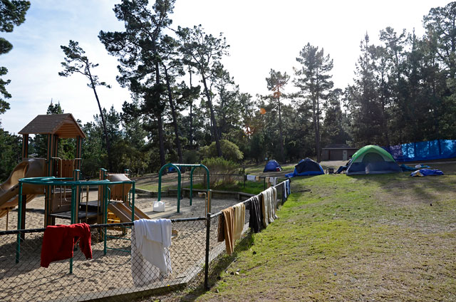 camp-4-occupy-monterey-dec-31-2011.jpg 