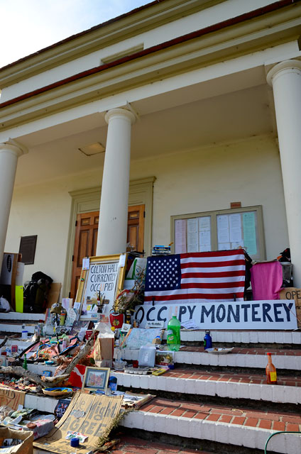colton-hall-1-occupy-monterey-dec-31-2011.jpg 