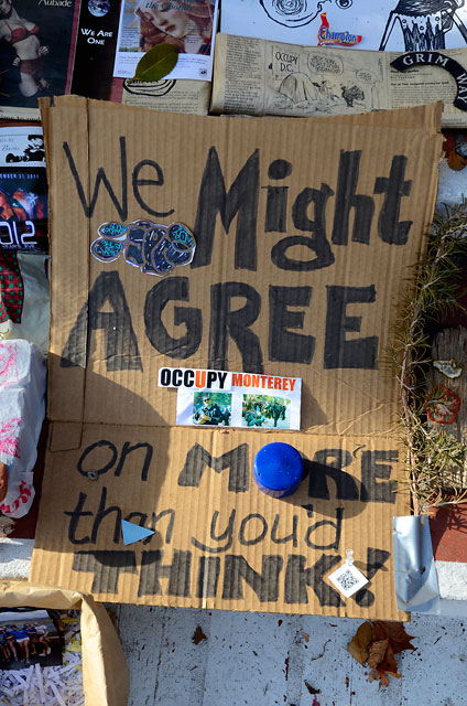 colton-hall-4-occupy-monterey-dec-31-2011.jpg 