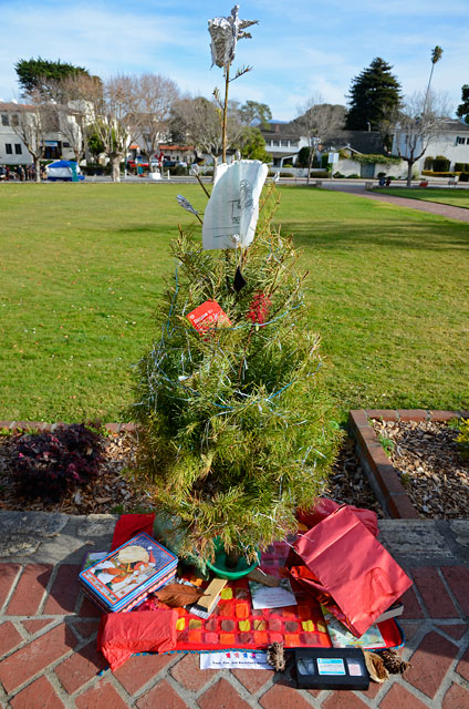 colton-hall-5-occupy-monterey-dec-31-2011.jpg 