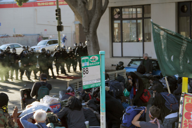 occupyoakland-day111-moveinday_012812152327.jpg 