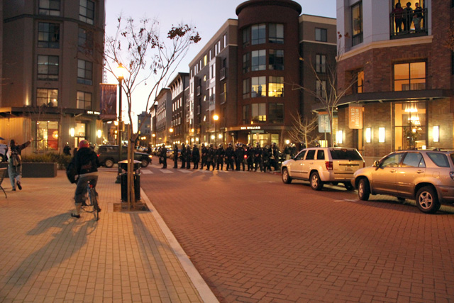 occupyoakland-day111-moveinday_012812175226.jpg 