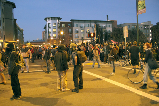 occupyoakland-day111-moveinday_012812175410.jpg 