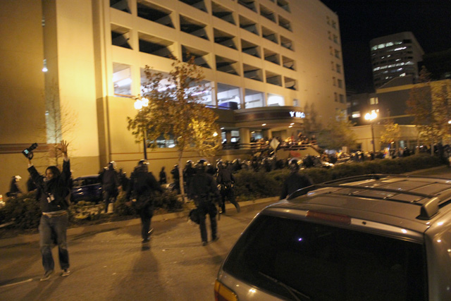 occupyoakland-day111-moveinday_012812182944.jpg 