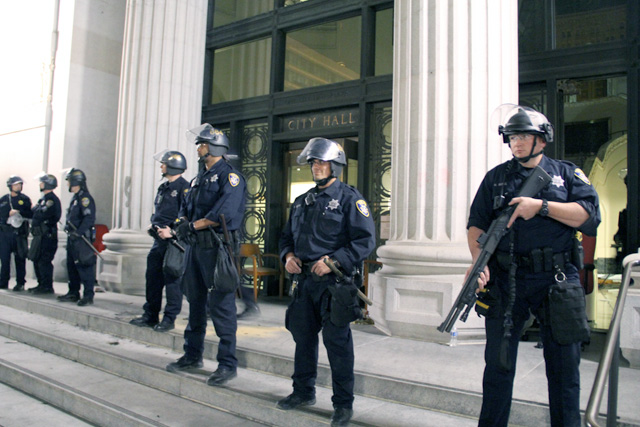 occupyoakland-day111-moveinday_012812193925.jpg 