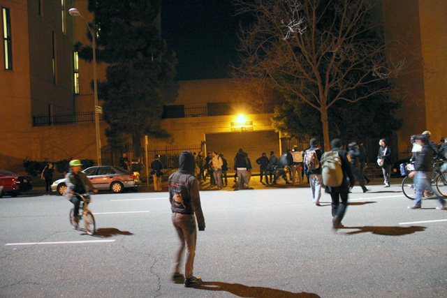 occupyoakland-day111-moveinday_012812205943.jpg 