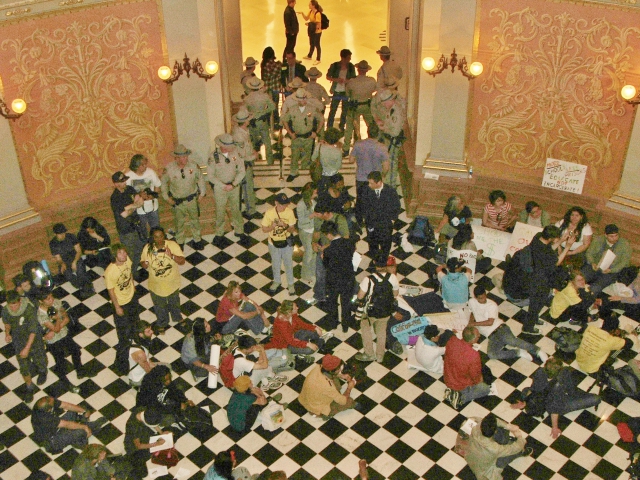 640_rotunda_floor.jpg 