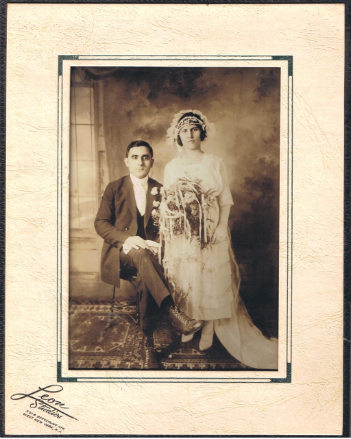 640_hampartzoom___armaveni_hamparian__lucine_s_grandparents.jpg 