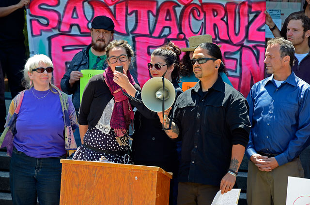 gabriella-ripley-phipps-santa-cruz-eleven-may-4-2012-4.jpg
