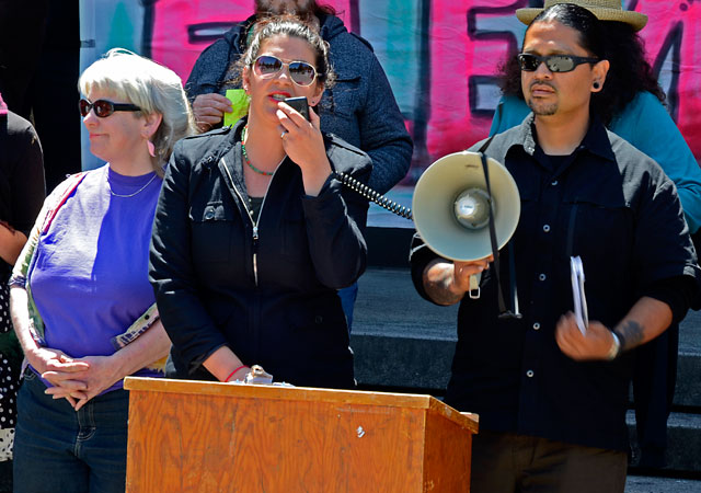 jenn-laskin-santa-cruz-eleven-may-4-2012-15.jpg